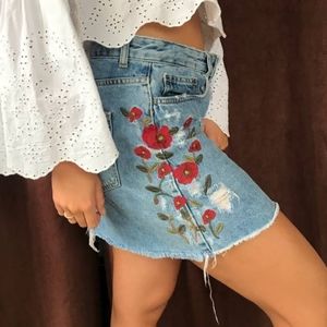 Zara Basics Distressed Denim Jean Skirt w/ Poppy Floral Embroidery | Size Small